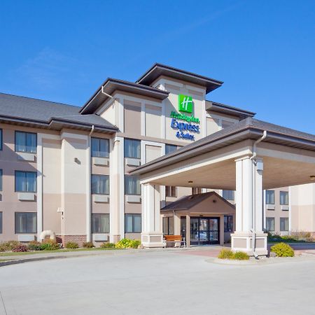 Holiday Inn Express & Suites - Worthington, An Ihg Hotel Exterior photo